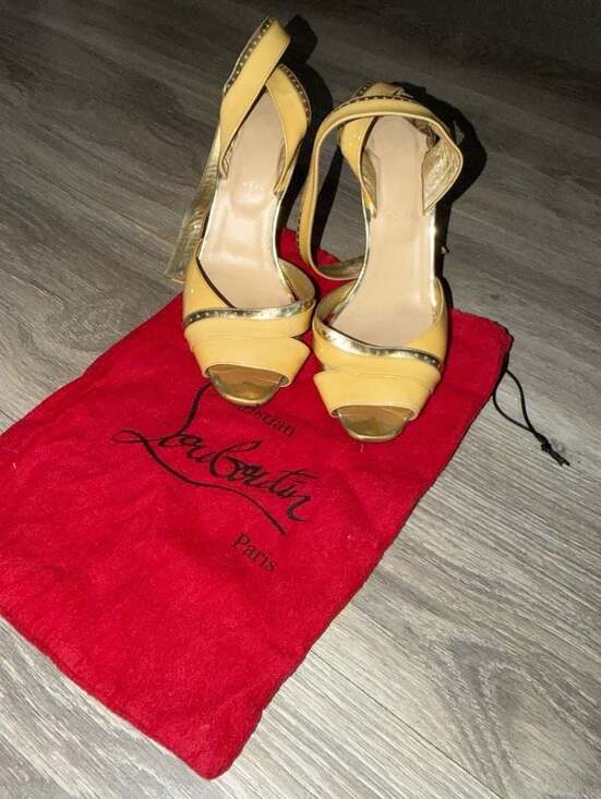 Christian Louboutin Cream Patent Leather Escatin Ankle Strap Gold Trim Sandals